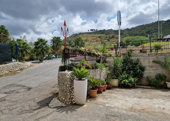 Alojamento de Acomodação e Pequeno-almoço Residenza Nettuno Tropea