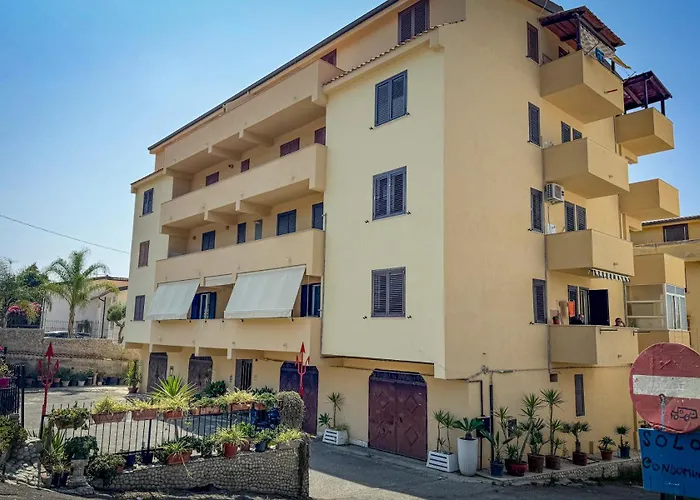 Alojamento de Acomodação e Pequeno-almoço Residenza Nettuno 4*