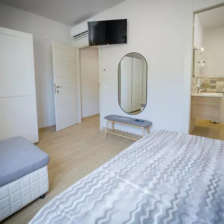 Couette-café Residenza Nettuno 4*