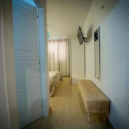 Residenza Nettuno Bed & Breakfast
